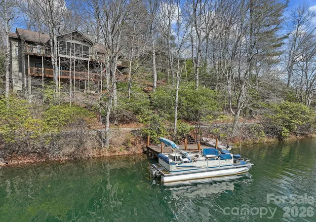 Photo 1 of Single family home for sale at 306 S Sequoyah Ln, Brevard, NC 28712 | MLS# 4355647 | Listing updated on 2026-08-03