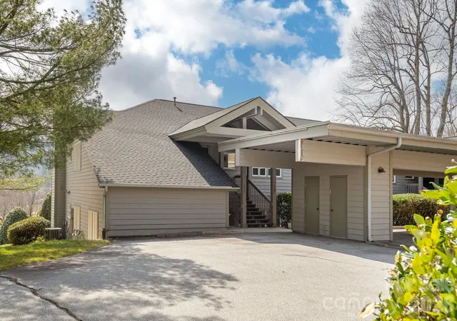 Photo 2 of Condo for sale at 111 Bluffview Ln, Flat Rock, NC 28731 | MLS# 4355689 | Listing updated on 2026-09-16