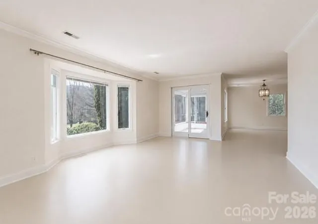 4th image of 111 Bluffview Ln, Flat Rock, NC 28731