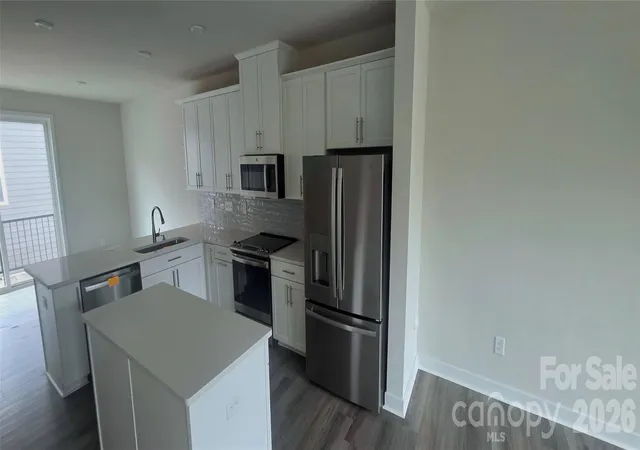 5th image of 960 Broad River Ln, Charlotte, NC 28211 | MLS# 4355873