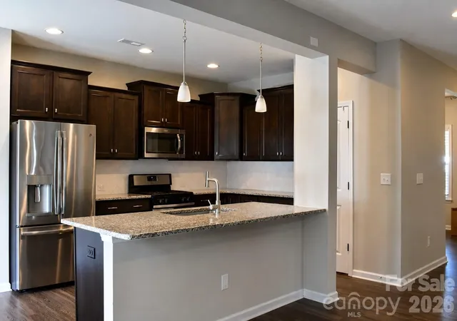 5th image of 4320 Staffordshire Ln, Charlotte, NC 28213 | MLS# 4355945