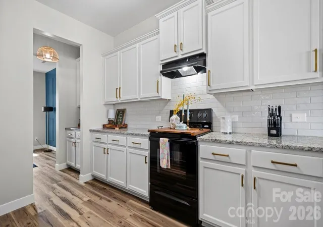 Photo 2 of Single family home for sale at 3213 Saddlebrook Dr, Midland, NC 28107 | MLS# 4355963 | Listing updated on 2026-05-01