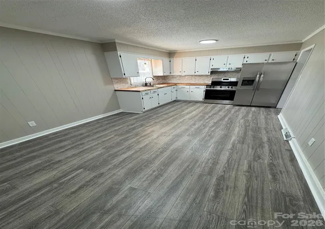 Photo 4 of Single family home for sale at 510 Belfast Dr, Gastonia, NC 28052 | MLS# 4356032 | Listing updated on 2026-09-18
