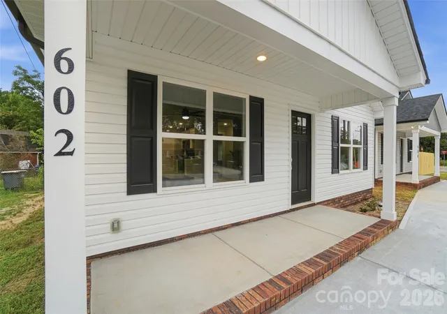 Photo 2 of Single family home for sale at 602 Bethpage Rd, Kannapolis, NC 28081 | MLS# 4356035 | Listing updated on 2026-10-01