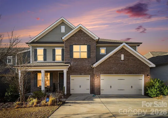 1st image of 15200 Autumn Sage Dr, Charlotte, NC 28278 | MLS# 4356236