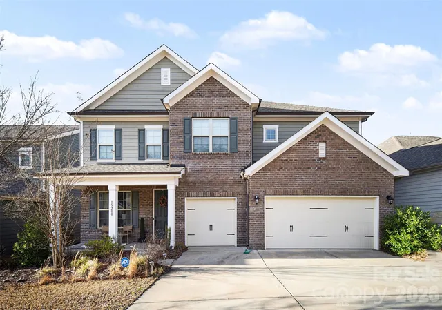 2nd image of 15200 Autumn Sage Dr, Charlotte, NC 28278 | MLS# 4356236