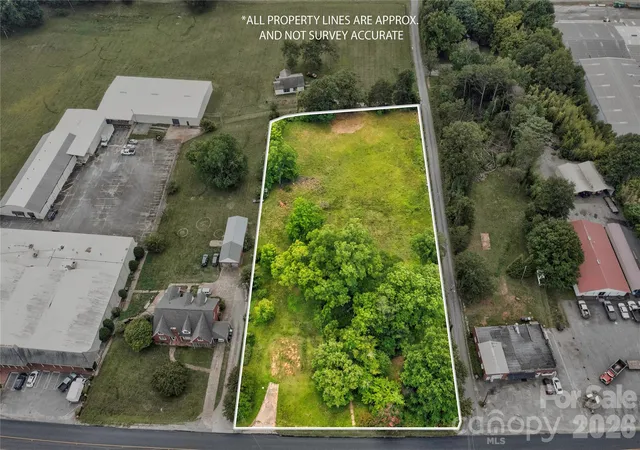 Homes for sale in Forest City, NC | 1033 W Main St, Forest City, NC 28043 | MLS# 4356428