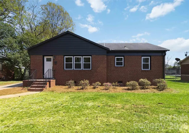 1st image of 3609 Eastway Dr, Charlotte, NC 28205 | MLS# 4356441