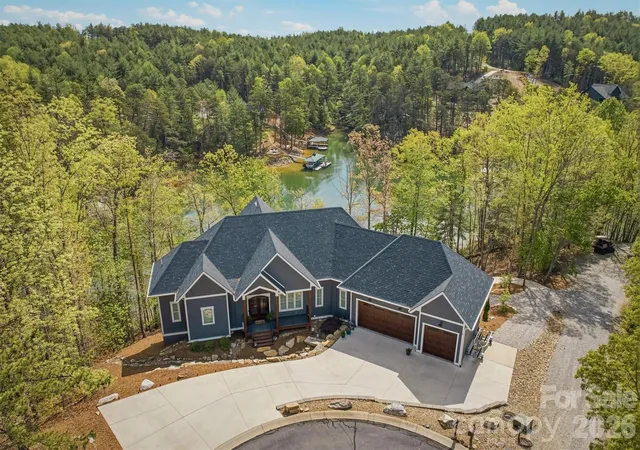 1st image of 10 Otter Cove Ct, Nebo, NC 28761 | MLS# 4356573