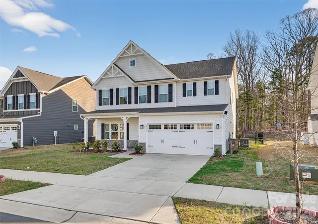 image of 911 Dogwood Creek Ln, Indian Trail, NC 28079 | MLS# 4356588