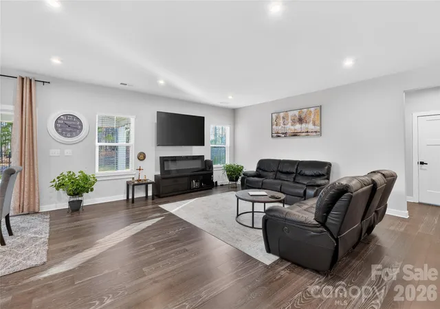 image of 911 Dogwood Creek Ln, Indian Trail, NC 28079 | MLS# 4356588