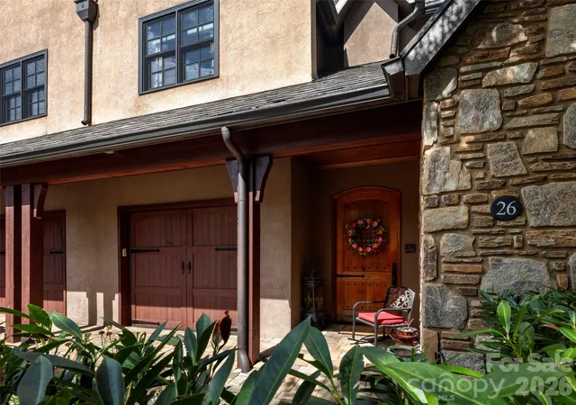 Photo 2 of Townhouse for sale at 26 Village Oak Dr, Arden, NC 28704 | MLS# 4356625 | Listing updated on 2026-06-03