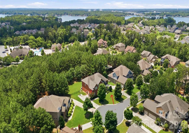 4th image of 16518 Governors Club Ct, Charlotte, NC 28278 | MLS# 4356630