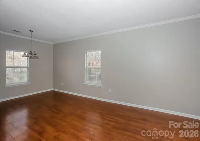 Homes for sale in Charlotte, NC | 7300 Reynard Ln, Charlotte, NC 28215 | MLS# 4356634