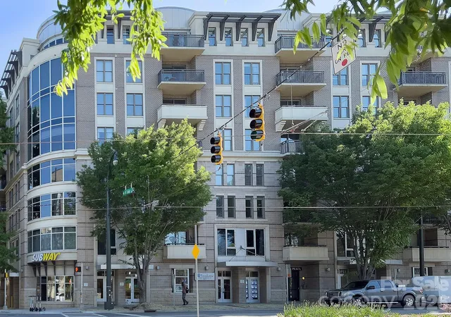 Photo 1 of Condo for sale at 718 W Trade St #604, Charlotte, NC 28202 | MLS# 4356668 | Listing updated on 2026-10-20