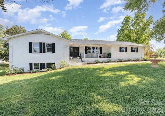 1st image of 1041 Brawley School Rd, Mooresville, NC 28117 | MLS# 4356702