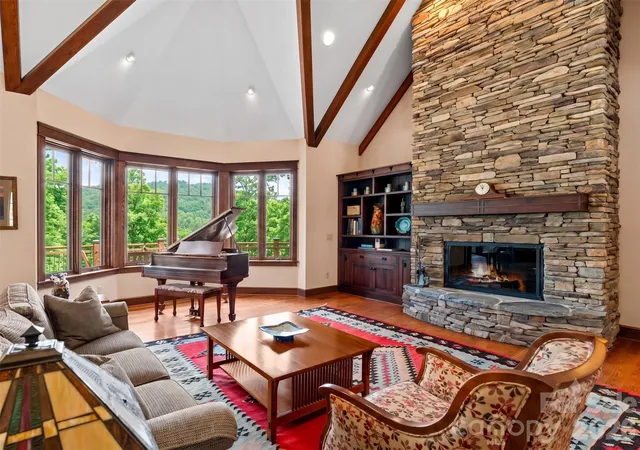 Photo 4 of Sale Pending at 276 Stone Valley Way, Hendersonville, NC 28792 | MLS# 4356812 | Listing updated on 2026-10-02
