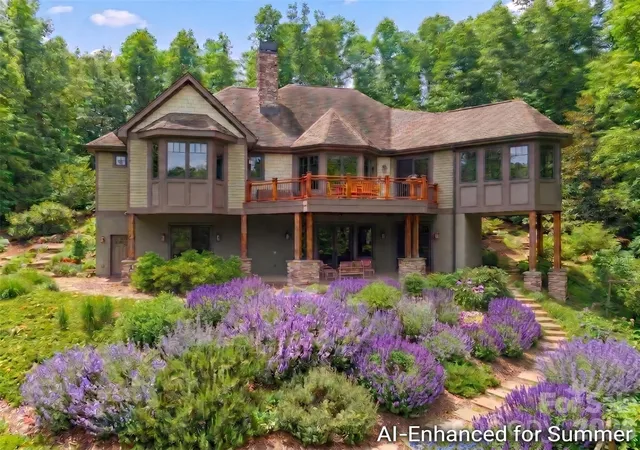 Photo 3 of Sale Pending at 276 Stone Valley Way, Hendersonville, NC 28792 | MLS# 4356812 | Listing updated on 2026-10-02