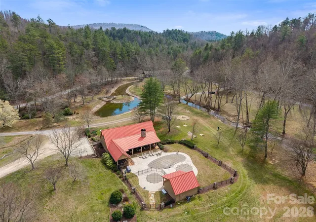 44th image of 276 Stone Valley Wy, Hendersonville, NC 28792 | MLS# 4356812