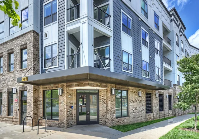 3rd image of 3630 N Davidson St #2201, Charlotte, NC 28205 | MLS# 4356911
