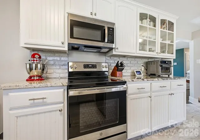 3rd image of 2841 20Th St Ne, Hickory, NC 28601 | MLS# 4356951