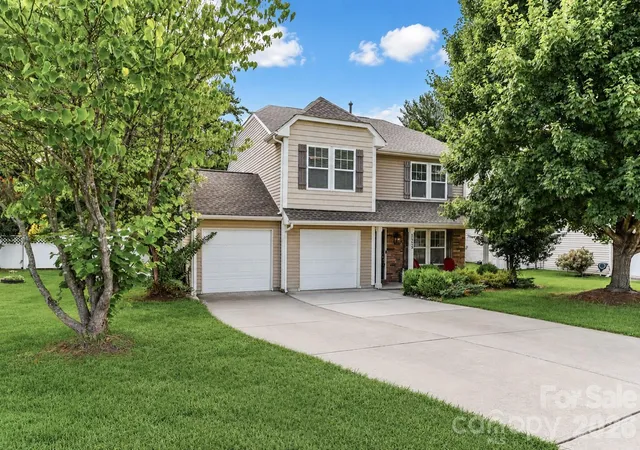 Homes for sale in Statesville, NC | 1123 Valley St, Statesville, NC 28677 | MLS# 4356952