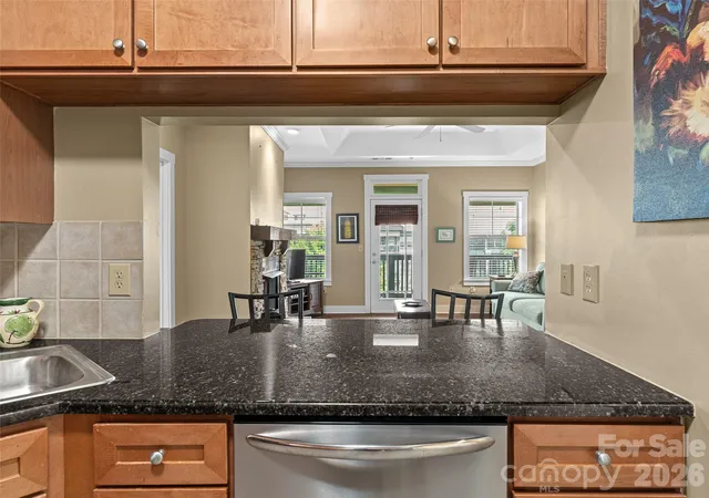 image of 9 Kenilworth Knl, Asheville, NC 28805