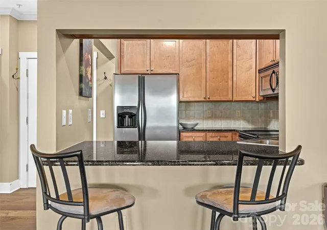 image of 9 Kenilworth Knl, Asheville, NC 28805