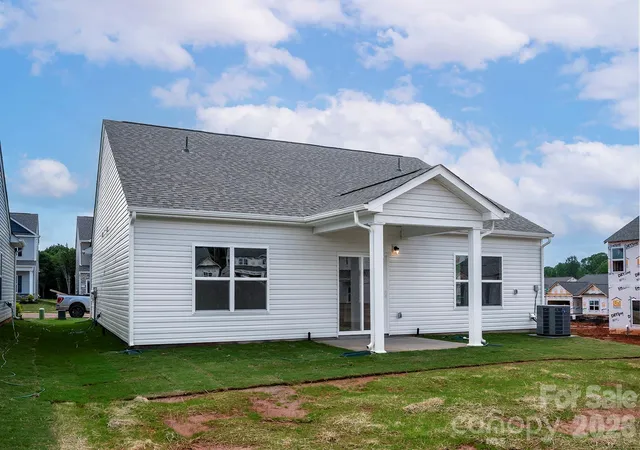 2nd image of 6718 Fairford Dr, Charlotte, NC 28215 | MLS# 4357098