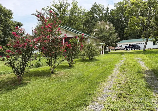 2nd image of 6998 Nobby Lail Rd, Connelly Springs, NC 28612 | MLS# 4357141