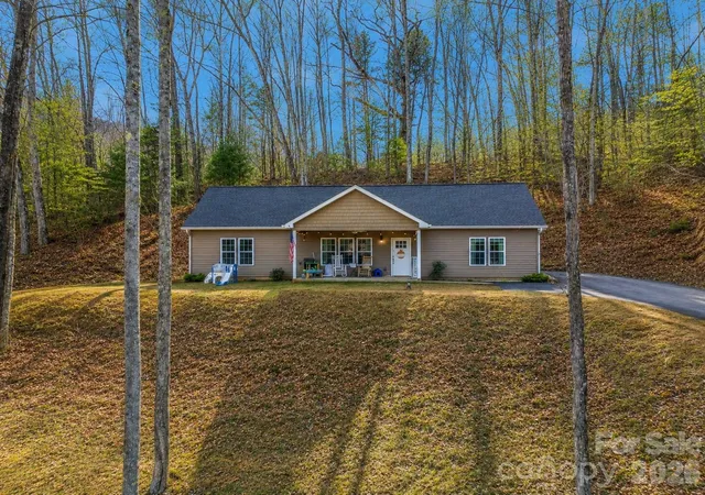 Photo 1 of Single family home for sale at 201 Woodhaven Ests, Sylva, NC 28779 | MLS# 4357153 | Listing updated on 2026-07-17