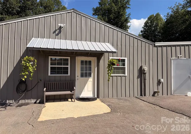 1st image of 669 Old Lowgap Rd, Mount Airy, NC 27030 | MLS# 4357343