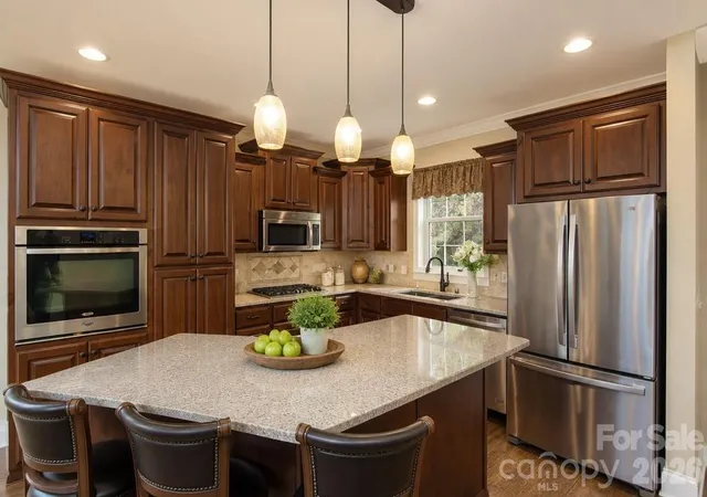 Photo 4 of Single family home for sale at 12 Chigger Ridge Rd, Sylva, NC 28779 | MLS# 4357385 | Listing updated on 2026-08-29