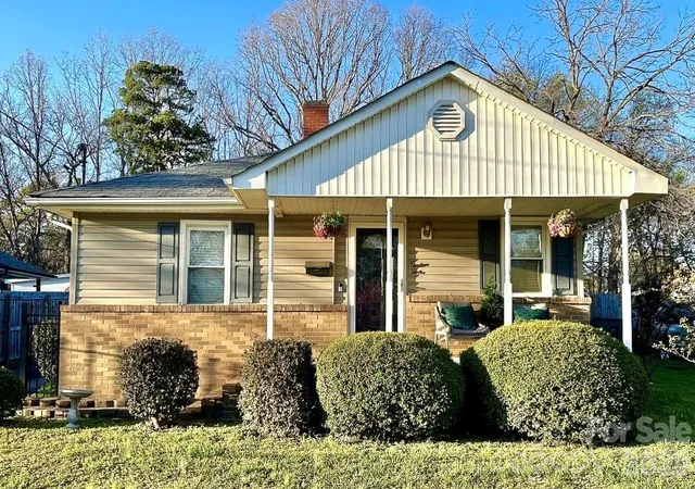 Photo 1 of Sale Pending at 1912 Graham St, Gastonia, NC 28052 | MLS# 4357429 | Listing updated on 2026-09-14