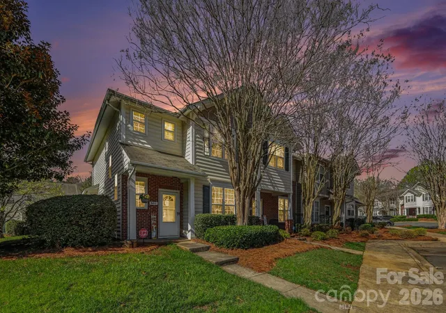 2nd image of 8411 Chaceview Ct, Charlotte, NC 28269 | MLS# 4357528