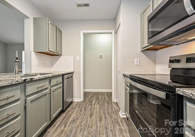 Photo 3 of Single family home for sale at 1225 Eagles Landing Dr, Charlotte, NC 28214 | MLS# 4357532 | Listing updated on 2026-10-09