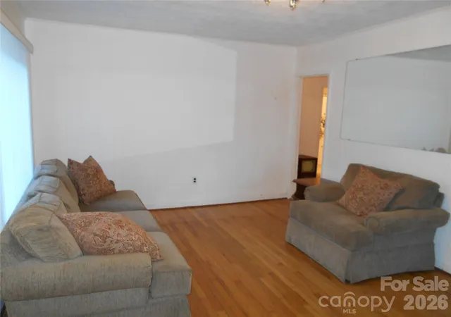 Photo 4 of Single family home for sale at 18 Herron St, Black Mountain, NC 28711 | MLS# 4357548 | Listing updated on 2026-10-05