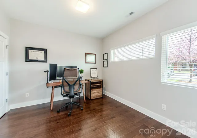 5th image of 436 Southend Crossing Ln, Charlotte, NC 28203 | MLS# 4357576