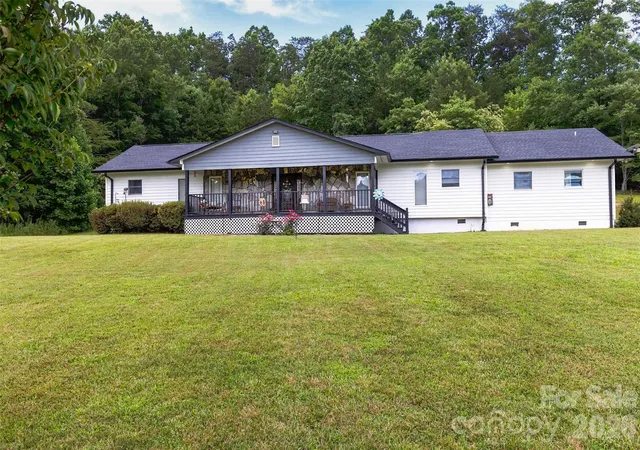 Photo 1 of Single family home for sale at 20 Annie Dr, Marion, NC 28752 | MLS# 4357661 | Listing updated on 2026-08-21