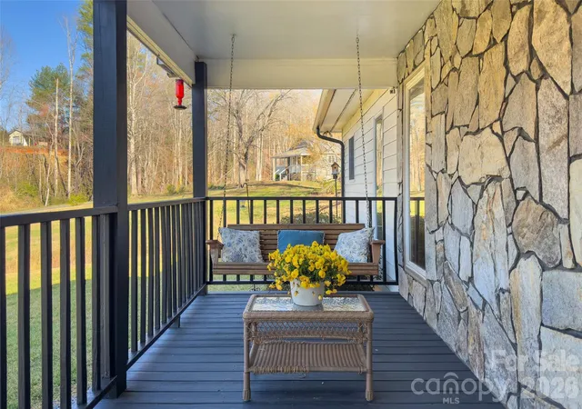 Photo 5 of Single family home for sale at 20 Annie Dr, Marion, NC 28752 | MLS# 4357661 | Listing updated on 2026-08-21
