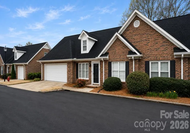 2nd image of 691 Carlton Dr, Gastonia, NC 28054 | MLS# 4357704