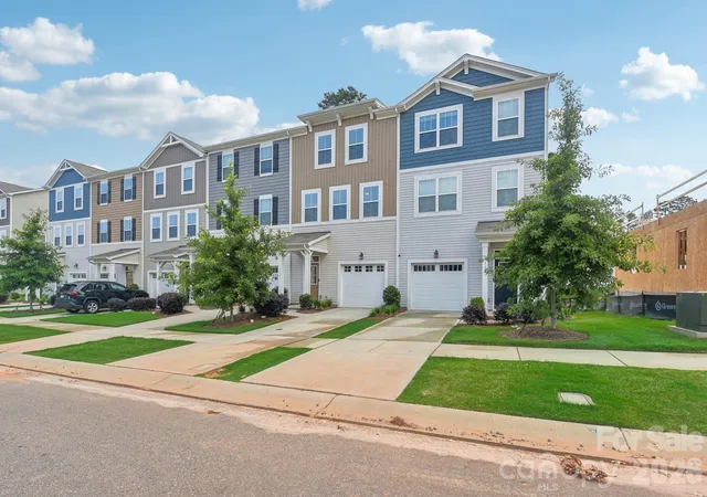 1st image of 1134 Keydet Dr, Charlotte, NC 28216 | MLS# 4357751