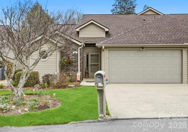 4th image of 21 Tisha Ln, Hendersonville, NC 28739 | MLS# 4357876