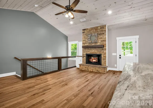 3rd image of 38 Scenic View Dr, Hendersonville, NC 28792 | MLS# 4357881