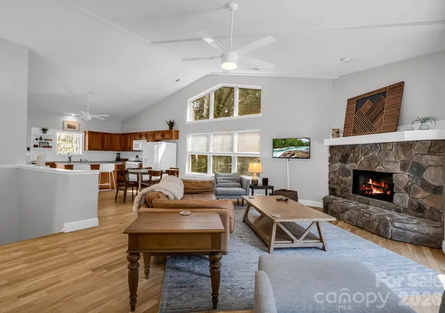 4th image of 121 Fern Loop, Lake Lure, NC 28746 | MLS# 4357970