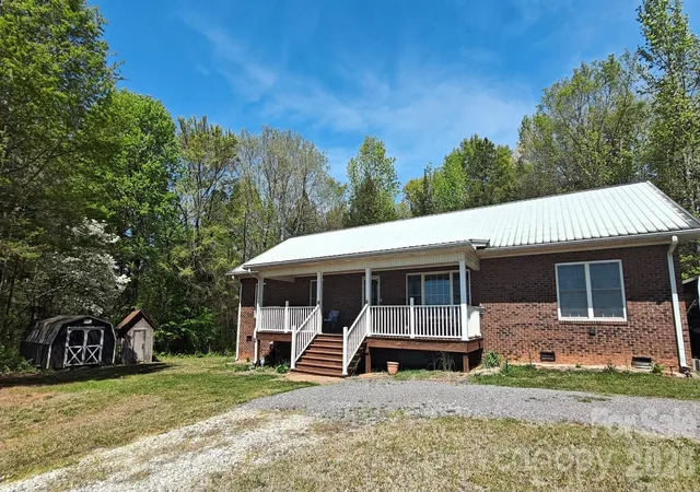 Photo 3 of Single family home for sale at 192 Kluenie Rd, Mocksville, NC 27028 | MLS# 4358034 | Listing updated on 2026-10-05