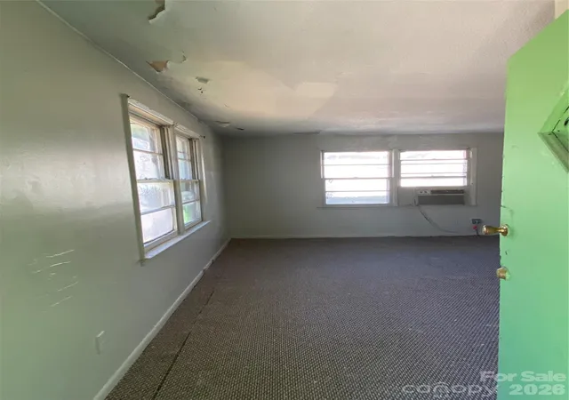 3rd image of 1660 Windsor St, Orangeburg, SC 29115 | MLS# 4358102