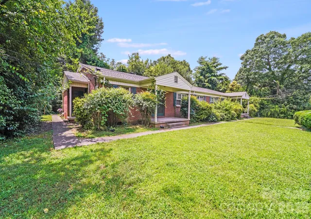 1st image of 405 W Harvie Ave #A&B, Gastonia, NC 28052 | MLS# 4358155