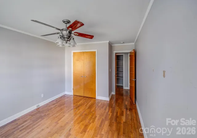 2nd image of 405 W Harvie Ave, Gastonia, NC 28052