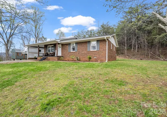 Photo 2 of Single family home for sale at 248 Bible School Rd, Lake Lure, NC 28746 | MLS# 4358207 | Listing updated on 2026-10-06
